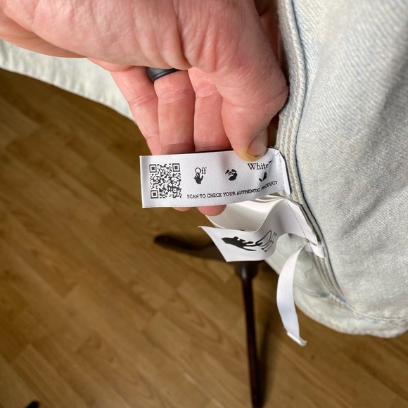 Off-White Arrows Motif Denim Shirt Size Small, great condition - Picture 4 of 6